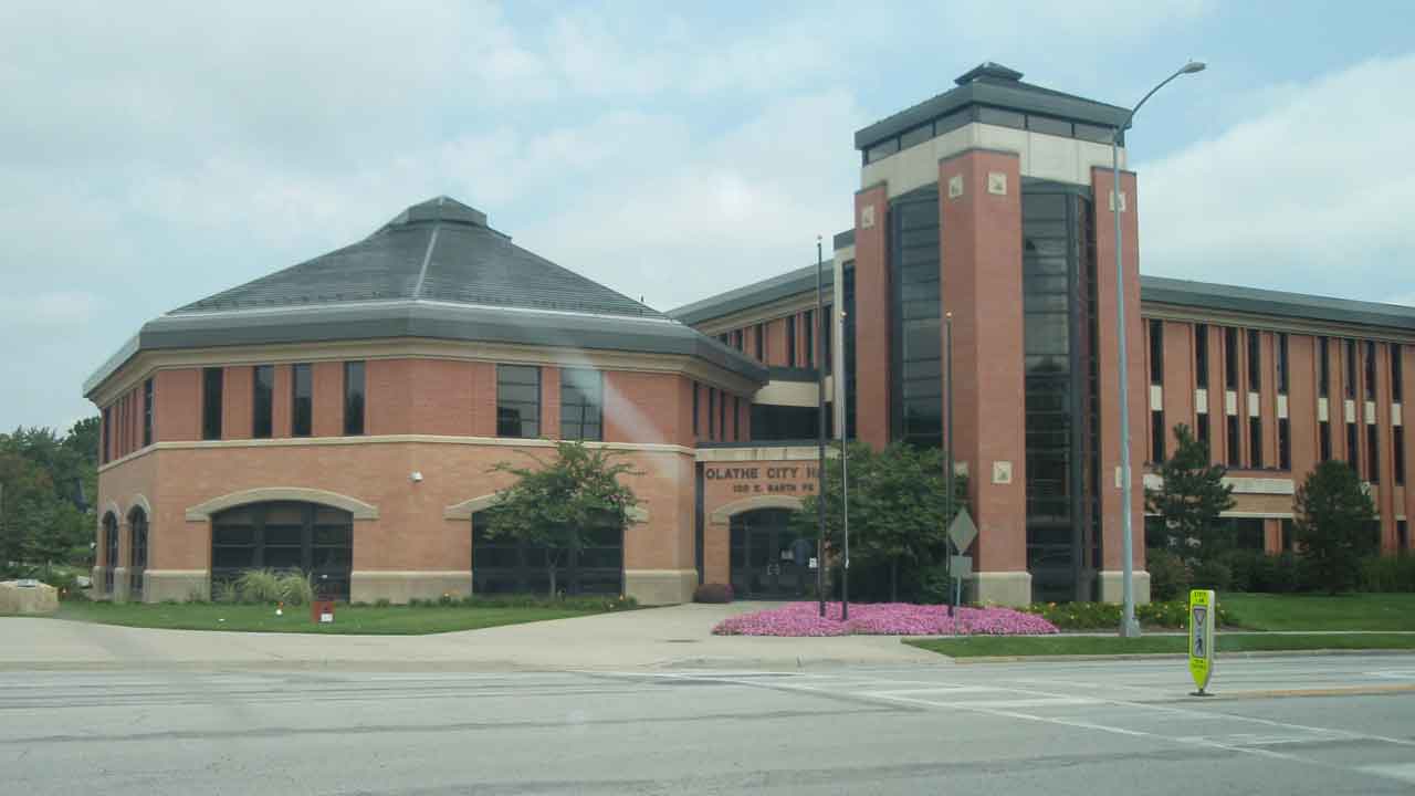 City Hall in Olathe Kansas